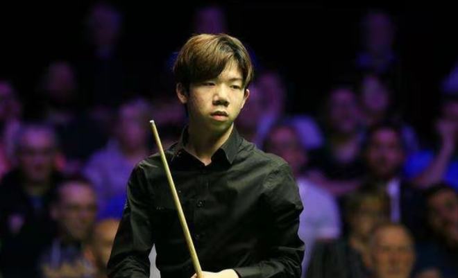 队常常会吸 队常常会吸