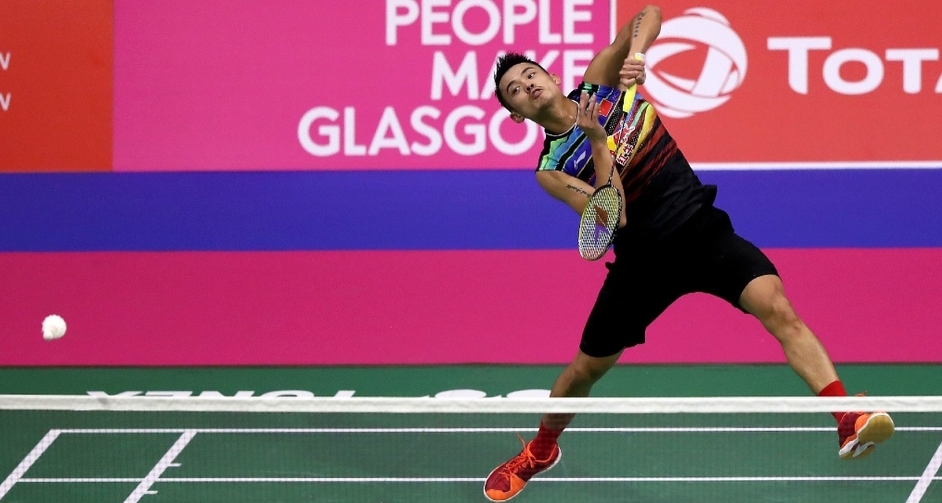 力求在国际 力求在国际